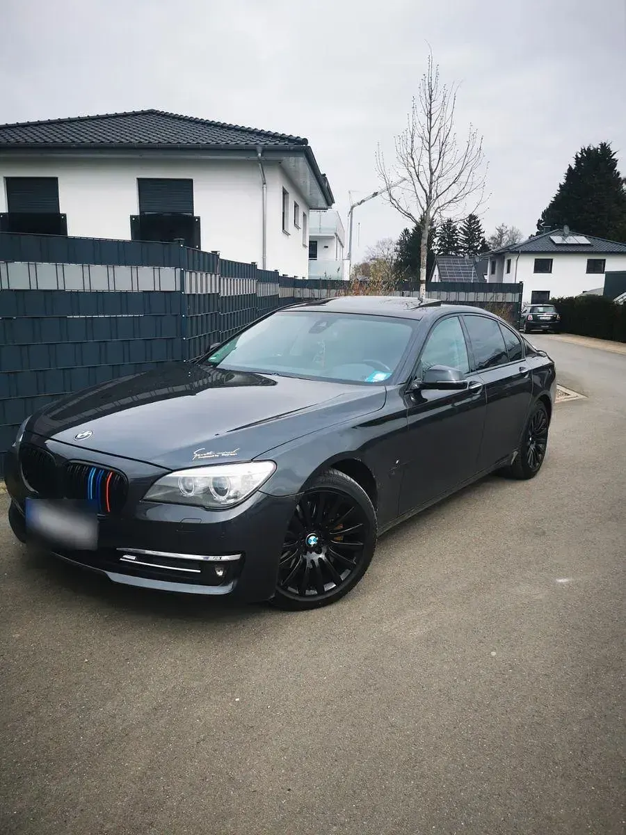 Second-hand BMW 730L 258 CP (189 kW) 2012 Gri Berlinǎ