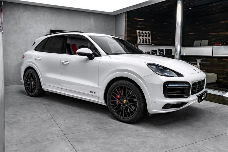 Gebraucht Porsche Cayenne GTS Sport 460 PS (338 kW) 2023 Weiß SUV