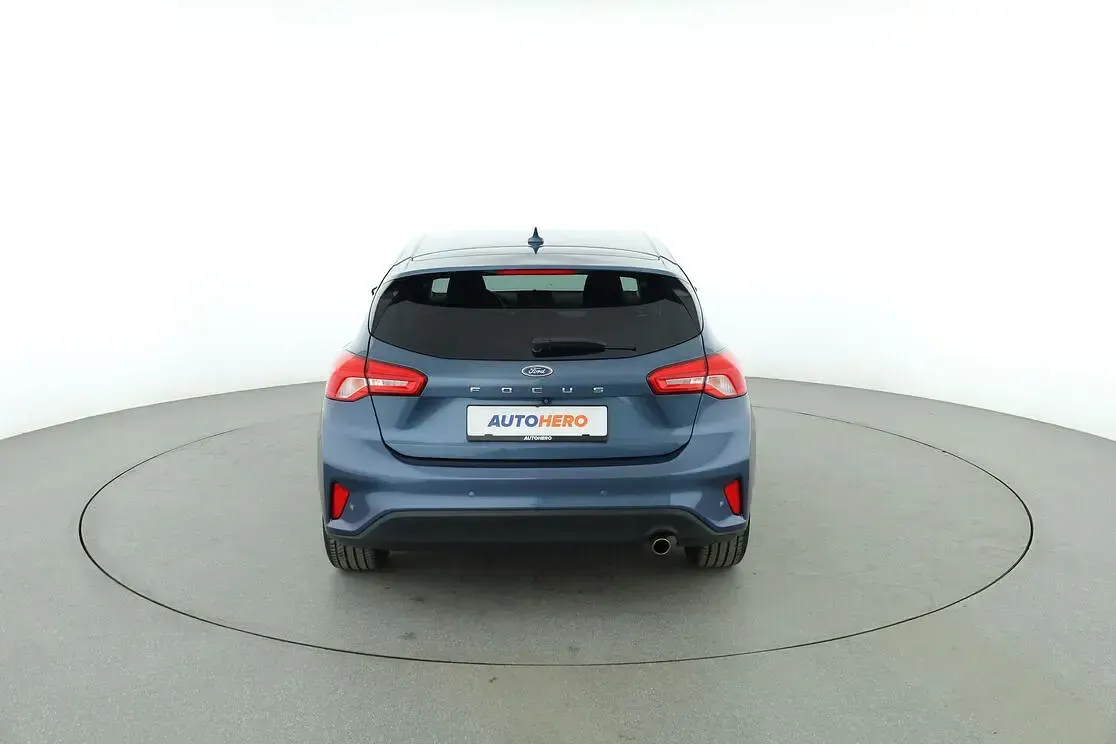 Gebraucht Ford Focus Titanium 125 PS (91 kW) 2018 Blau Limousine