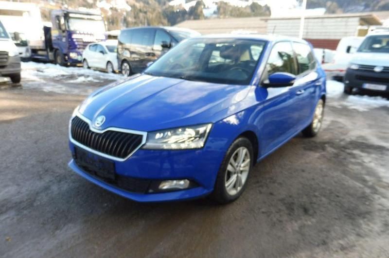 Gebraucht Skoda Fabia Ambition 95 PS (69 kW) 2019 Blau Limousine