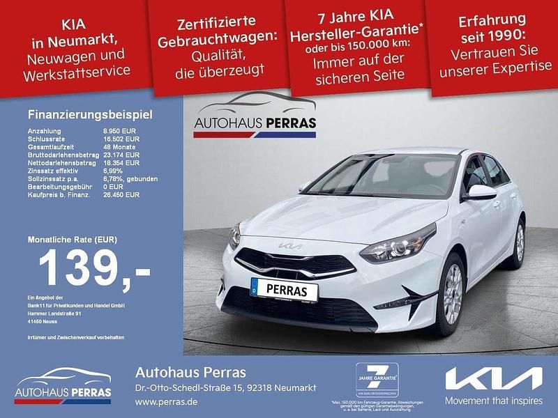 Gebraucht Kia Ceed Comfort 136 PS (100 kW) 2024 Cararraweiss Kleinwagen