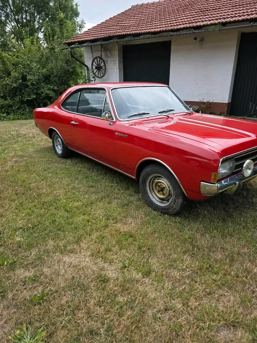Gebraucht Opel Rekord 75 PS (55 kW) 1968 Rot Limousine