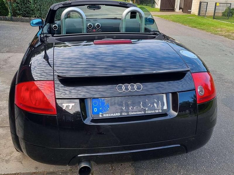 Gebraucht Audi TT Roadster 150 PS (110 kW) 2001 Schwarz Cabrio