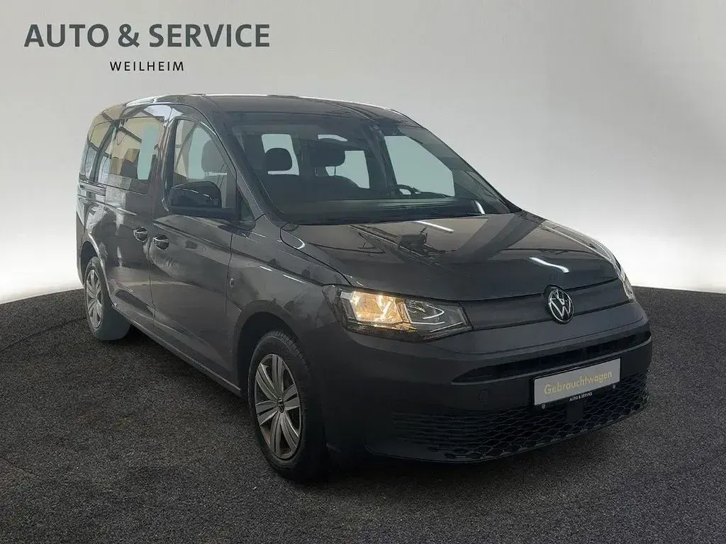 Używany VW Caddy Basis 122 KM (89 kW) 2022 Szary Minivan
