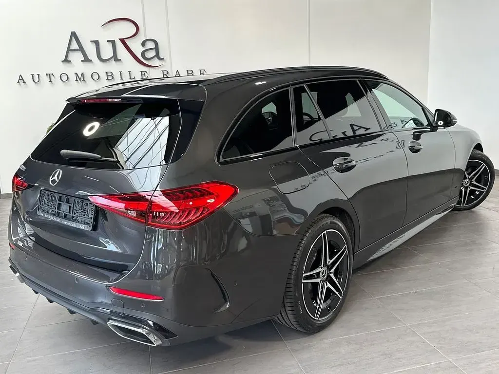 Gebraucht Mercedes 300 AMG line 288 PS (211 kW) 2024 Grau Limousine