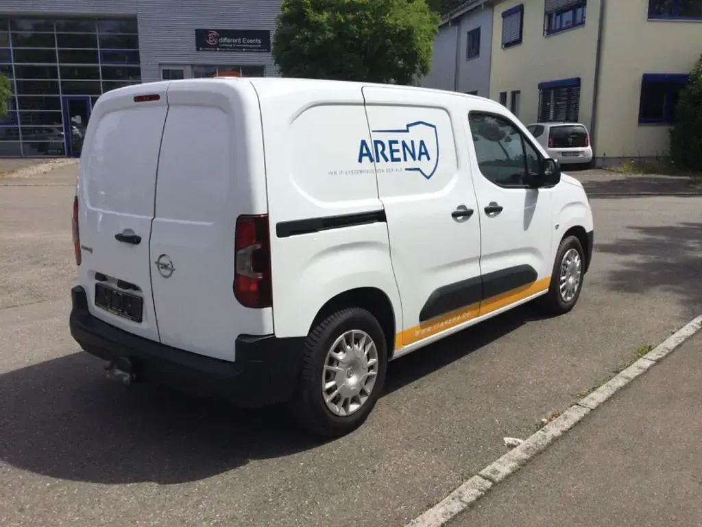 Gebraucht Opel Combo-e Life Edition 100 kW (136 PS) 2021 White jade Van / Kleinbus