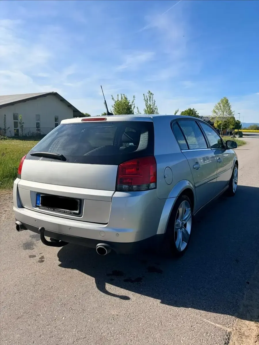 Gebraucht Opel Signum 211 PS (155 kW) 2004 Silber Kleinwagen