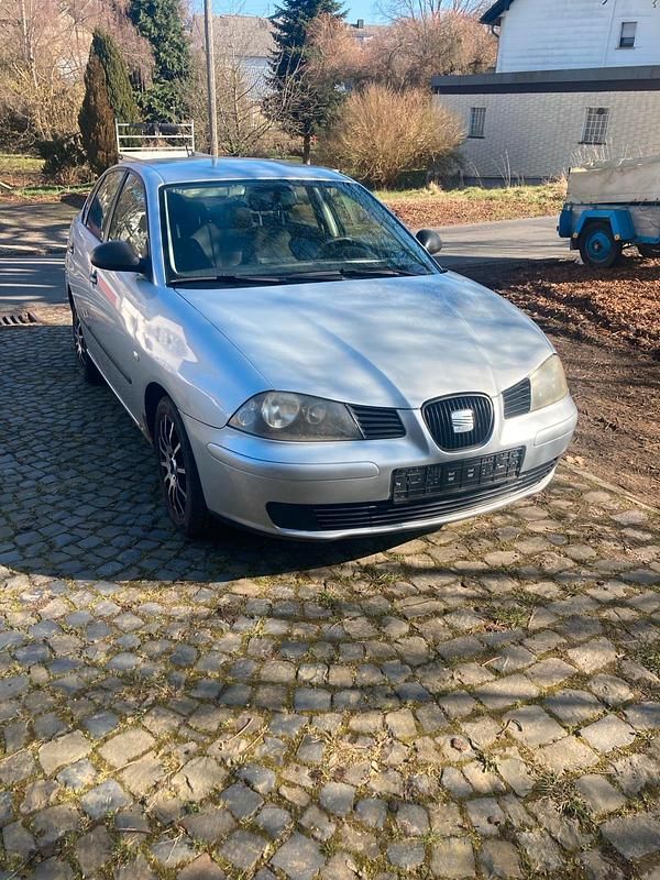 Gebraucht Seat Cordoba 90 PS (66 kW) 2006 Silber Limousine