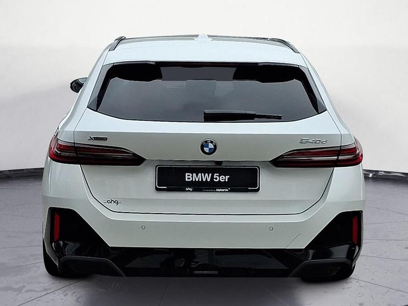 Neu BMW 540 303 PS (222 kW) 2026 Weiß Kombi