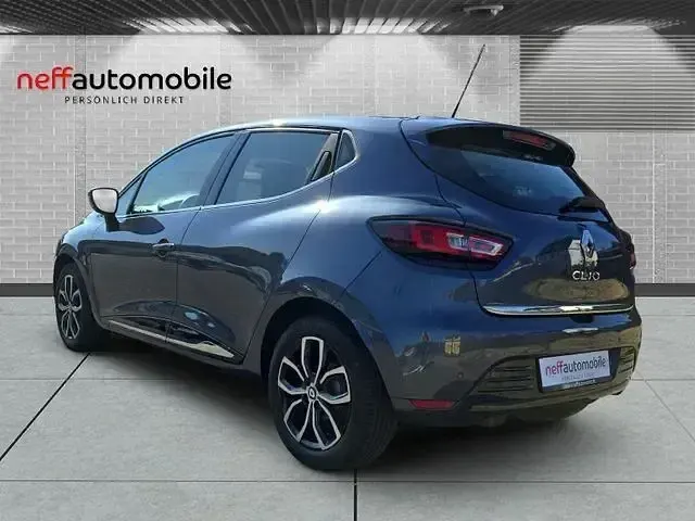 Gebraucht Renault Clio IV Intens 90 PS (66 kW) 2018 Grau Limousine