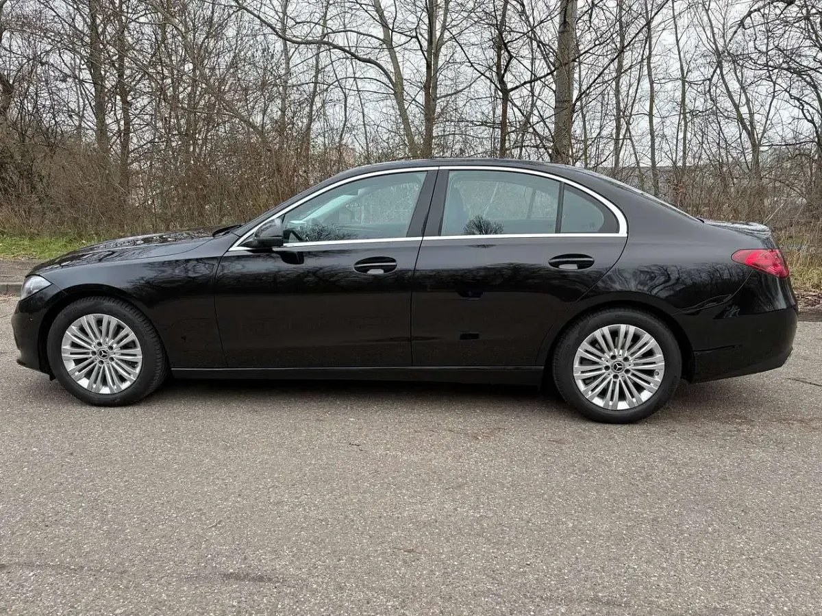 Gebraucht Mercedes C180 Advanced 170 PS (125 kW) 2024 Schwarz Limousine