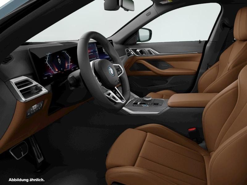 Grün Gebraucht 2025 BMW i4 Limousine | 54.650 € (Superpreis) - Bild 1/2