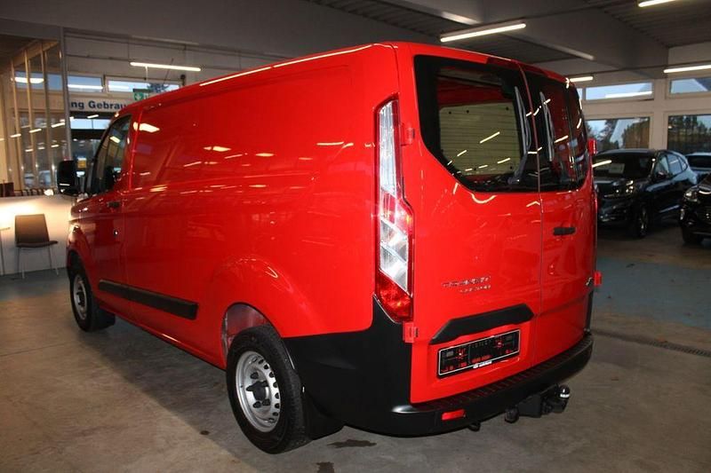 Gebraucht Ford Transit Custom Trend 105 PS (77 kW) 2019 Rot Limousine