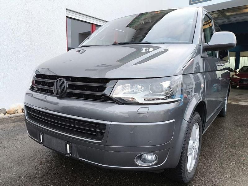 Gebraucht VW Multivan Highline 179 PS (131 kW) 2013 Grau Van