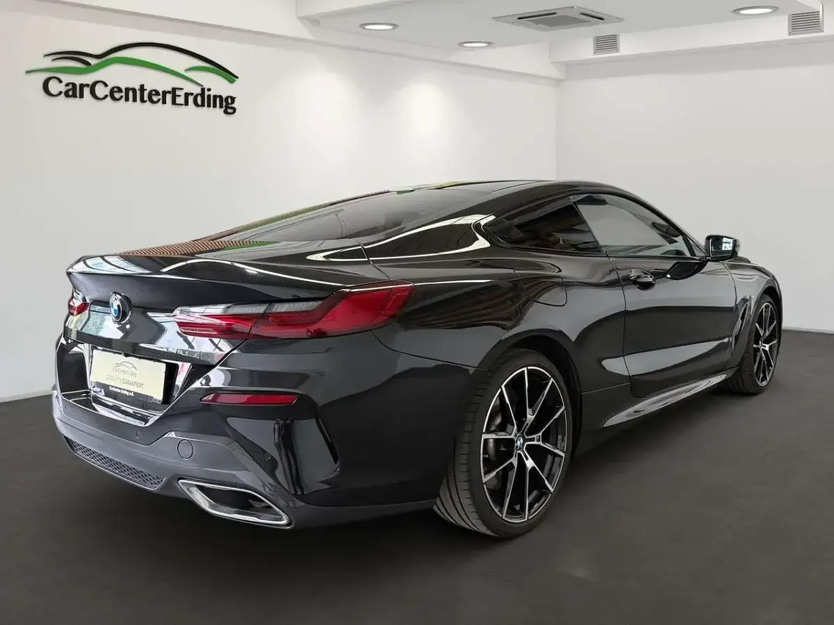 Gebraucht BMW 840 Coupé M Sport 333 PS (244 kW) 2022 Black sapphire metallic Coupé