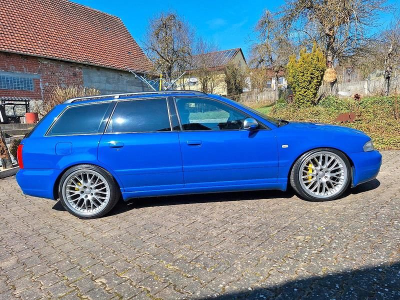 Second-hand Audi S4 320 CP (235 kW) 1999 Albastru Break