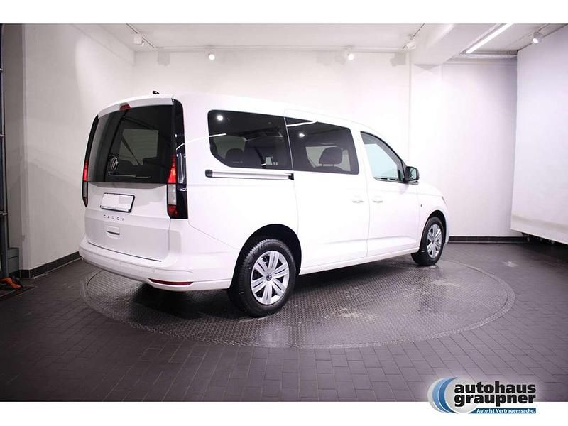Neu VW Caddy Maxi 102 PS (75 kW) 2026 Candy weiss Van / Kleinbus