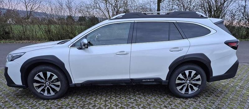 Gebraucht Subaru Outback Platinum 169 PS (124 kW) 2025 Weiß Kombi