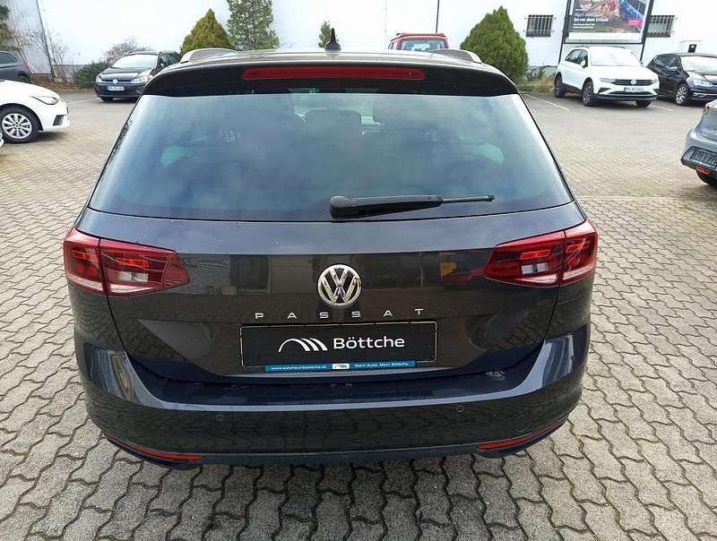 Gebraucht VW Passat Business 150 PS (110 kW) 2019 Grau Kombi