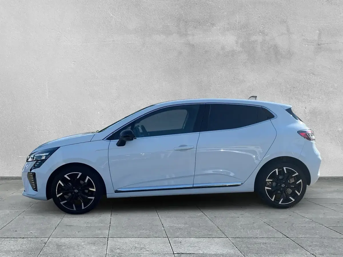 Gebraucht Renault Clio V Techno 91 PS (66 kW) 2024 Weiß Limousine