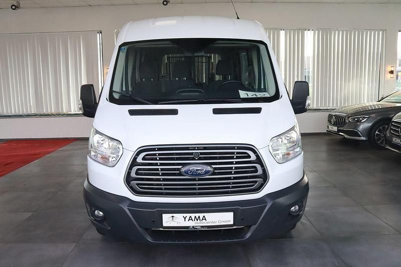 Gebraucht Ford Transit Trend 131 PS (96 kW) 2020 Weiß Van / Kleinbus