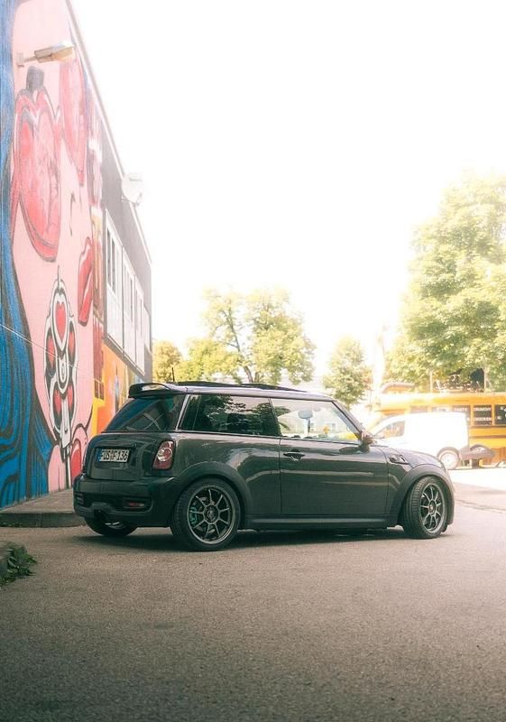 Gebraucht Mini John Cooper Works 220 PS (161 kW) 2011 Grau Kleinwagen