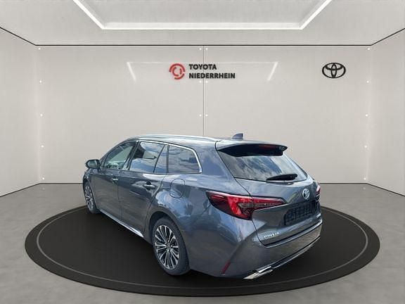 Gebraucht Toyota Corolla Team 141 PS (103 kW) 2024 Marlingrau metallic Kombi