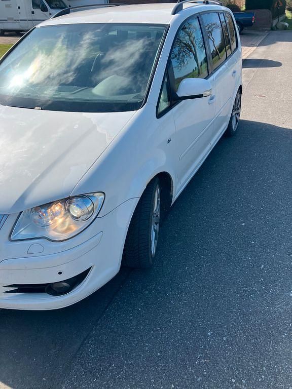 Gebraucht VW Touran Trendline 140 PS (102 kW) 2007 Weiß Van / Kleinbus