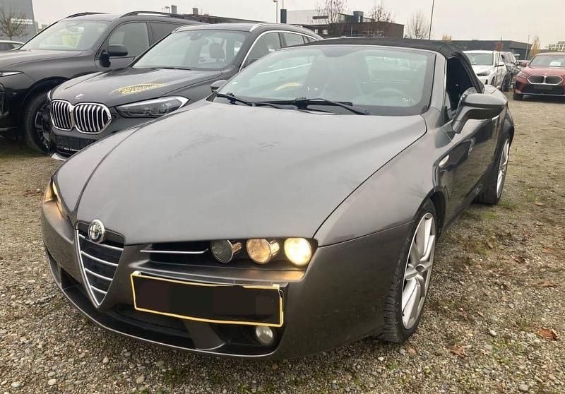 Grau Gebraucht 2007 Alfa Romeo Spider Exclusive Cabrio | 7.990 € (Superpreis) - Bild 1/4