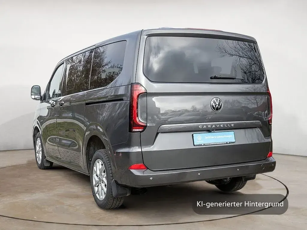 Gebraucht VW Caravelle 150 PS (110 kW) 2025 Grau Van