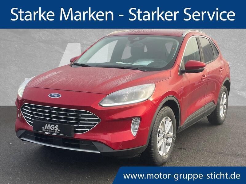Gebraucht Ford Kuga Titanium 120 PS (88 kW) 2023 Lucid red met SUV