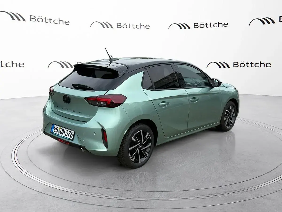 Gebraucht Opel Corsa 101 PS (74 kW) 2026 Typ aussenverkleidung metalliclackierung Kleinwagen