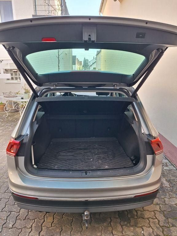 Gebraucht VW Tiguan Highline 179 PS (131 kW) 2016 Silber SUV