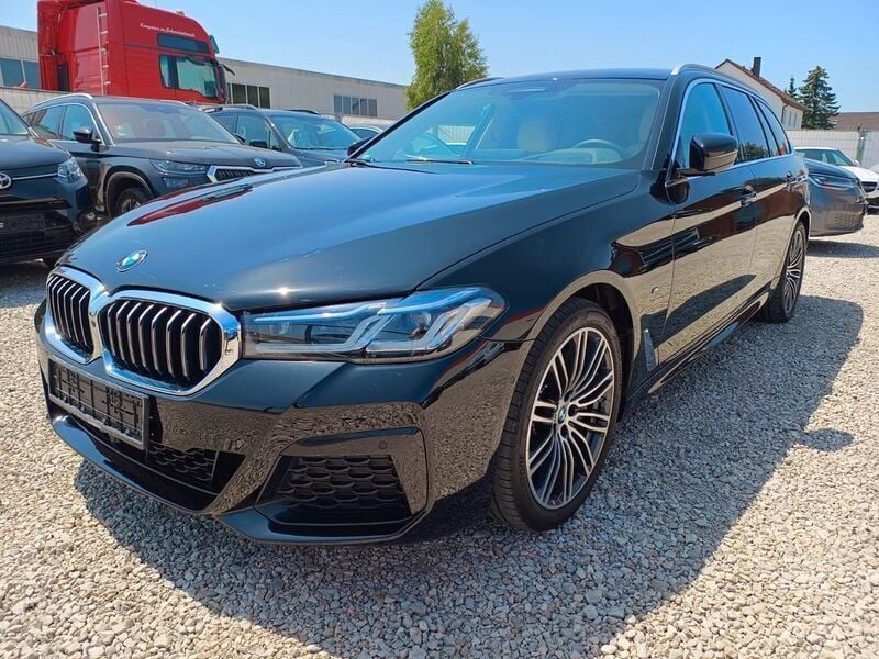 Schwarz ii Gebraucht 2023 BMW 540 Kombi | 44.499 € - Bild 1/4