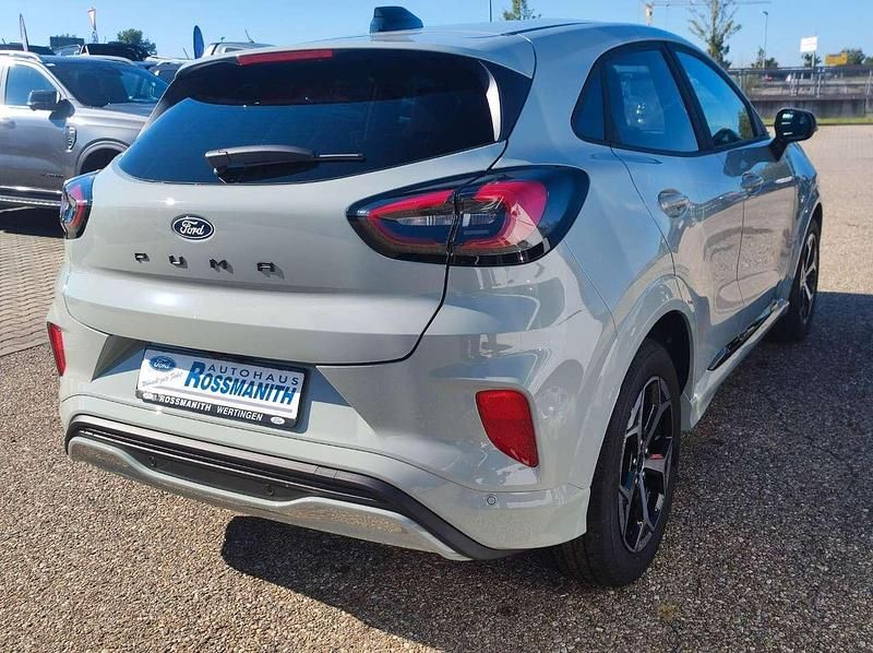 Neu Ford Puma ST-Line 125 PS (91 kW) 2025 Grau Limousine