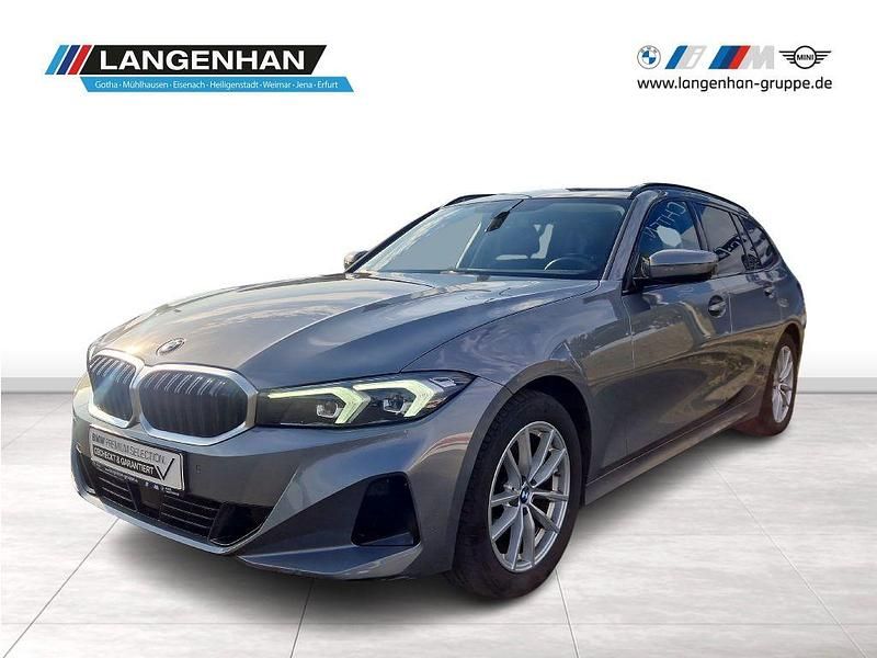 Grau Gebraucht 2022 BMW 320 Kombi | 32.932 € (Fairer Preis) - Bild 1/4