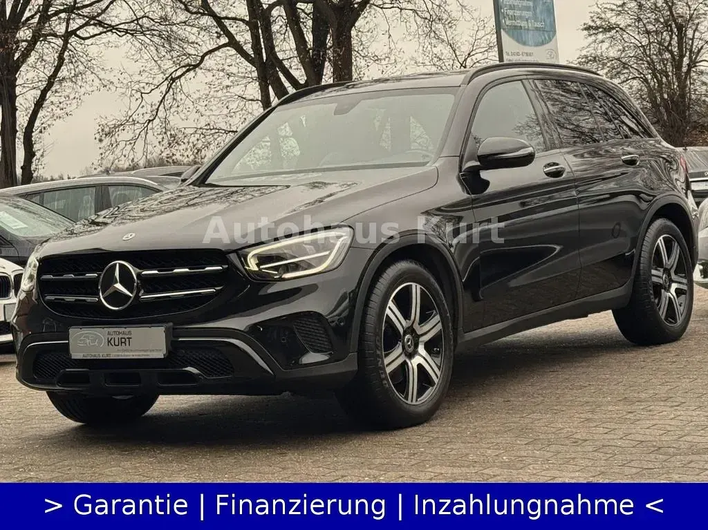 Gebraucht Mercedes GLC220 194 PS (142 kW) 2020 Schwarz SUV