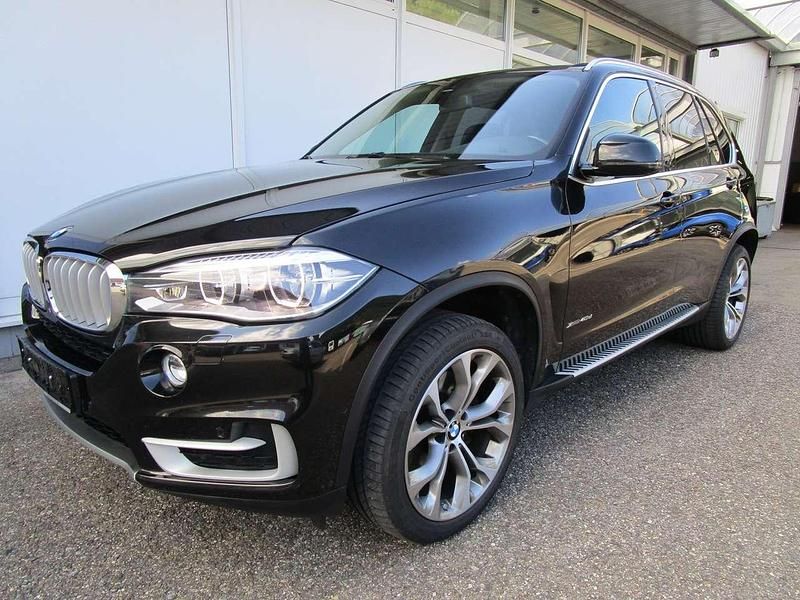 Gebraucht BMW X5 313 PS (230 kW) 2021 Black sapphire metallic SUV