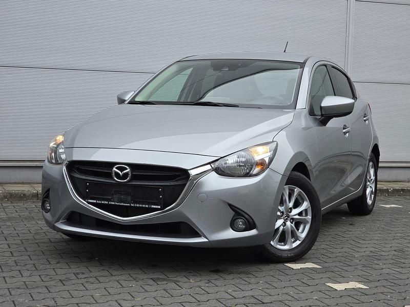 Grau Gebraucht 2015 Mazda 2 Exclusive-Line Kleinwagen | 12.300 € (Guter Preis) - Bild 1/4