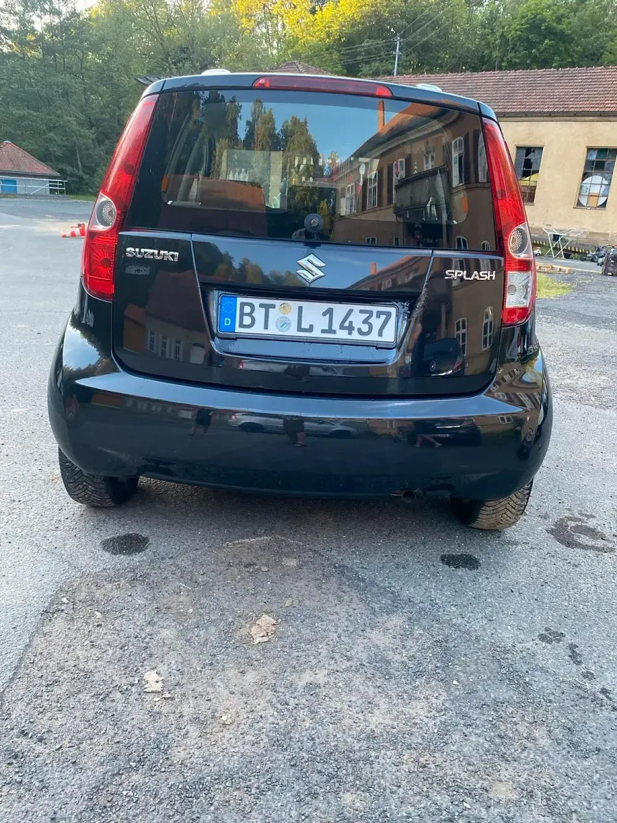 Gebraucht Suzuki Splash 83 PS (61 kW) 2008 Schwarz Kleinwagen