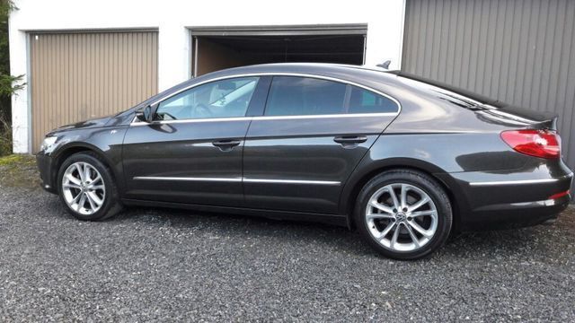 Gebraucht VW CC 140 PS (102 kW) 2009 Braun metallic Limousine