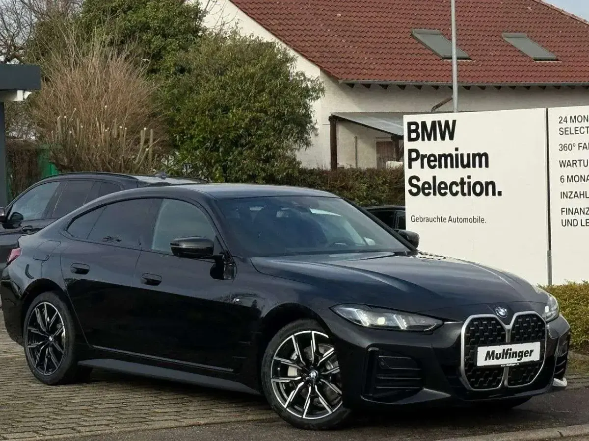 Neu BMW 430 M Sport 245 PS (180 kW) 2026 Saphirschwarz Coupé