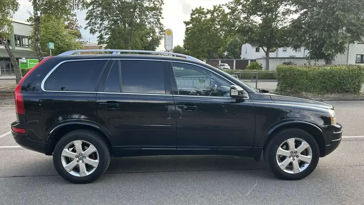 Gebraucht Volvo XC90 Pro 163 PS (119 kW) 2014 Schwarz SUV