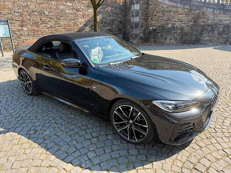 Gebraucht BMW 420 184 PS (135 kW) 2023 Schwarz Cabrio