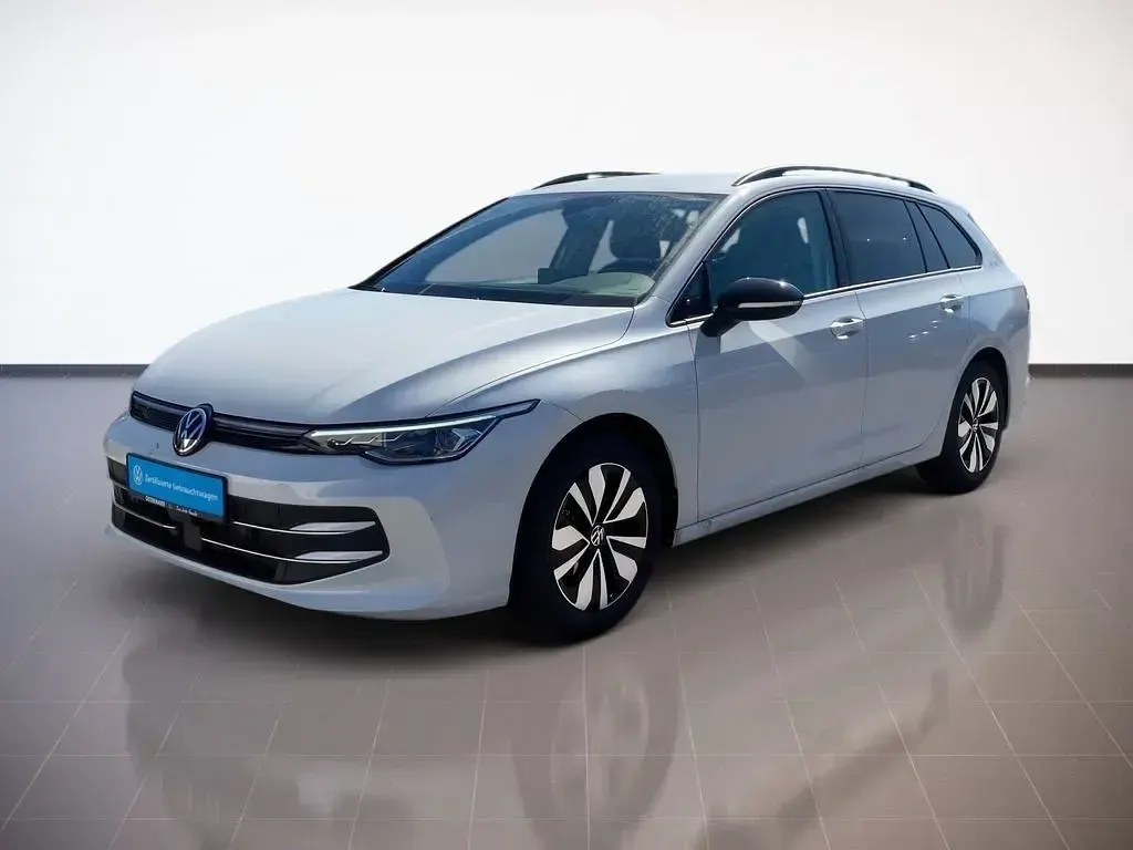 Second-hand VW Golf VIII Goal 150 CP (110 kW) 2025 Alb Break