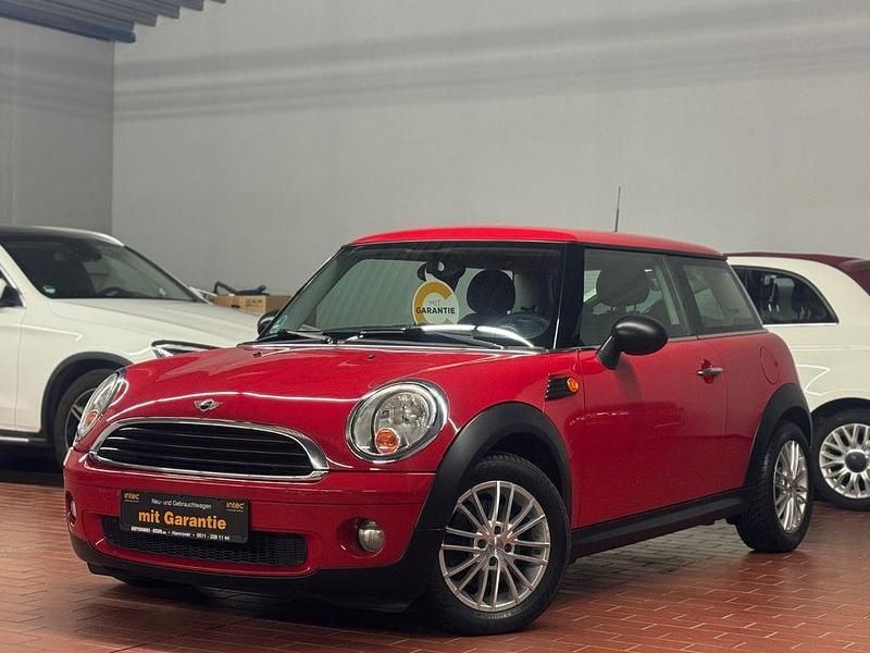 Gebraucht Mini ONE 75 PS (55 kW) 2009 Rot Kleinwagen