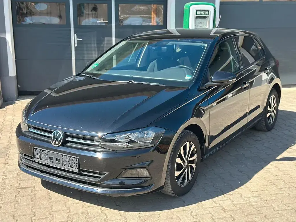 Gebraucht VW Polo Active 95 PS (69 kW) 2021 Schwarz Kleinwagen