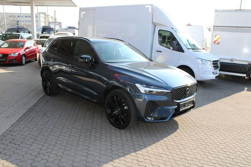 Gebraucht Volvo XC60 Plus 250 PS (183 kW) 2025 Blau SUV