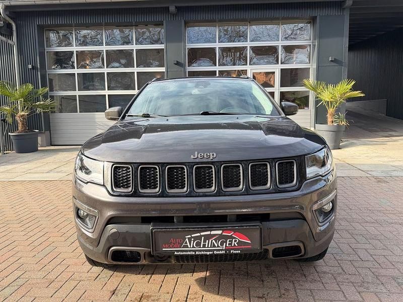 Gebraucht Jeep Compass Trailhawk 170 PS (125 kW) 2020 Grau SUV