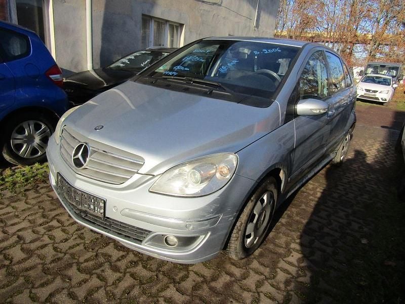 Gebraucht 2006 Mercedes B170 Van / Kleinbus | 1.790 € (Superpreis) - Bild 1/4